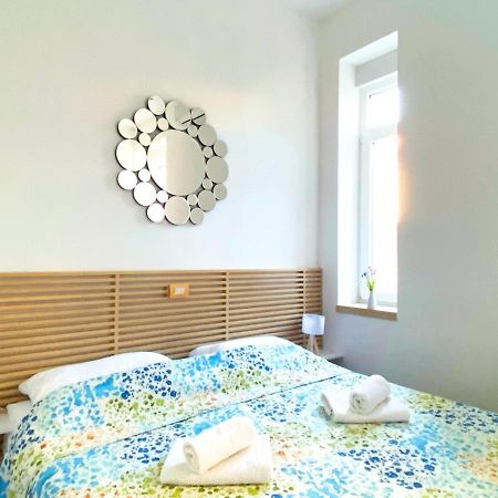 En-Suite Iris On Rokova Street - 5 Min Walk To The Old Town Of Split Exterior foto